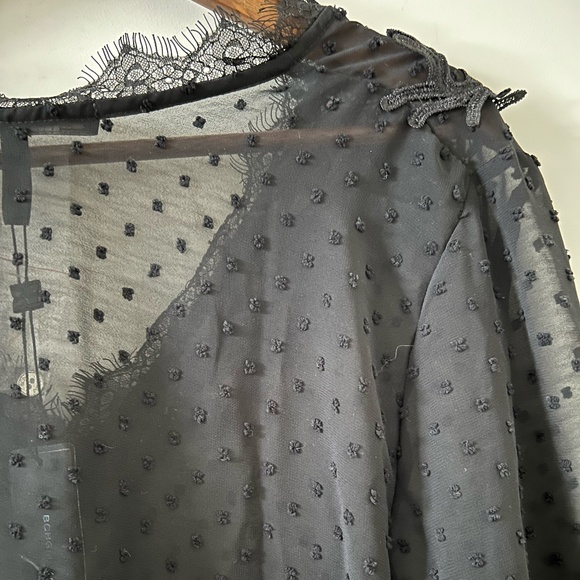 BCBGMaxAzria Swiss Dot Sheer Lace Detail Blouse In Black Size XL - Picture 10 of 15